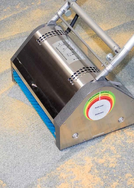 PRO35 carpet cleaning machine